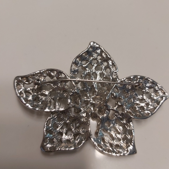 Brooch - Picture 3 of 3